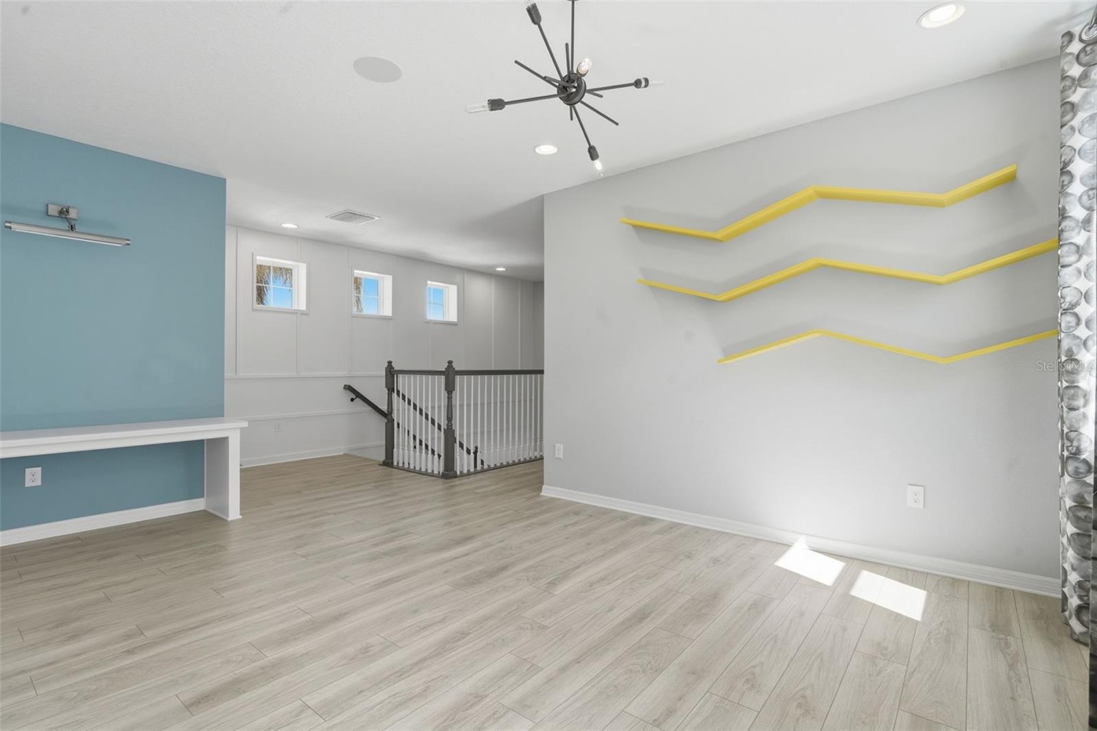 Image 39 of 55 For 16029 Tollington Alley