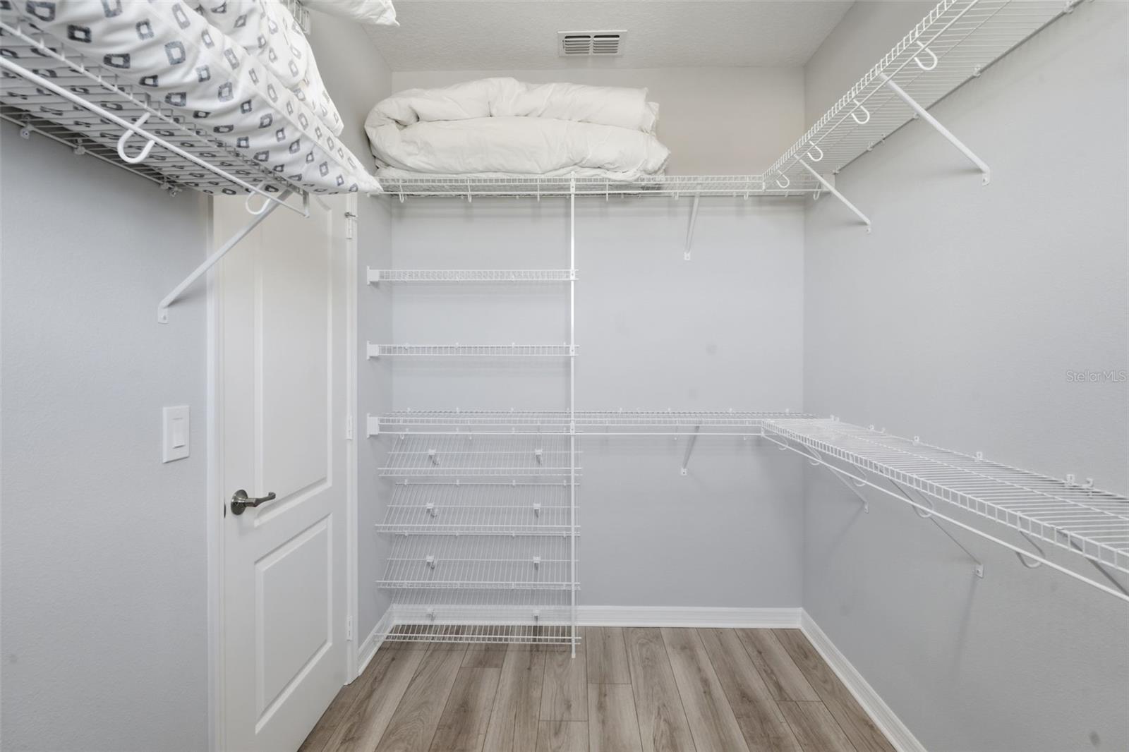 Image 54 of 55 For 16029 Tollington Alley