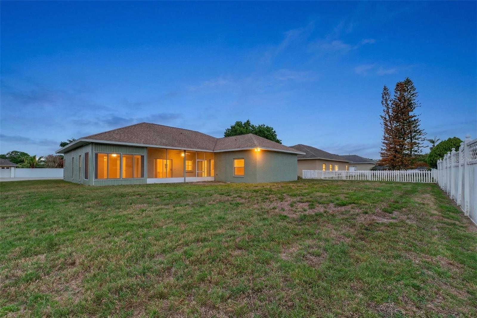 Image 43 of 62 For 131 Ruby Lake Drive