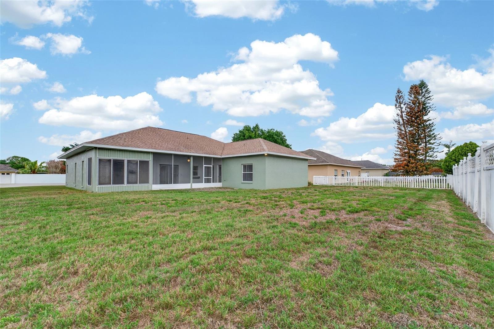 Image 44 of 62 For 131 Ruby Lake Drive