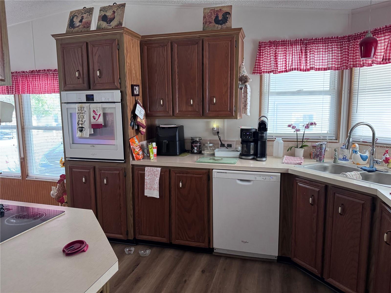 Image 3 of 19 For 2055 Floral Avenue 230