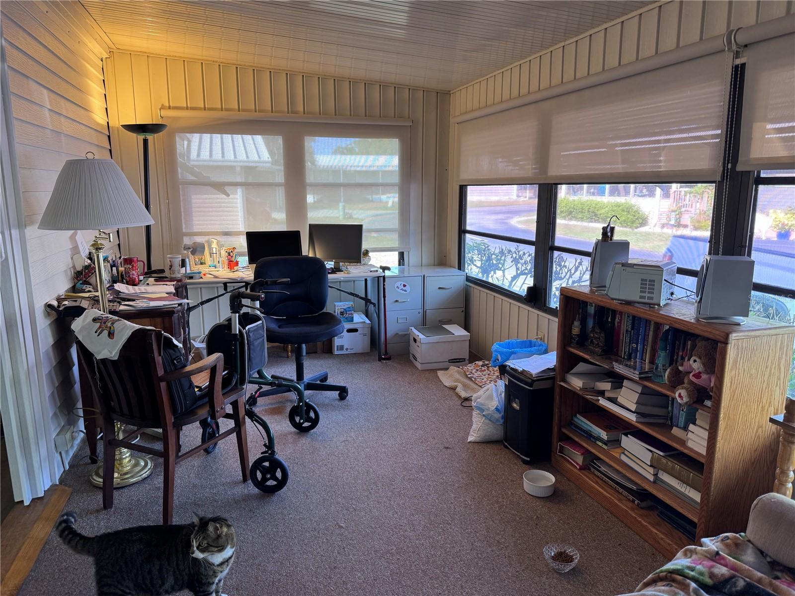 Image 8 of 19 For 2055 Floral Avenue 230