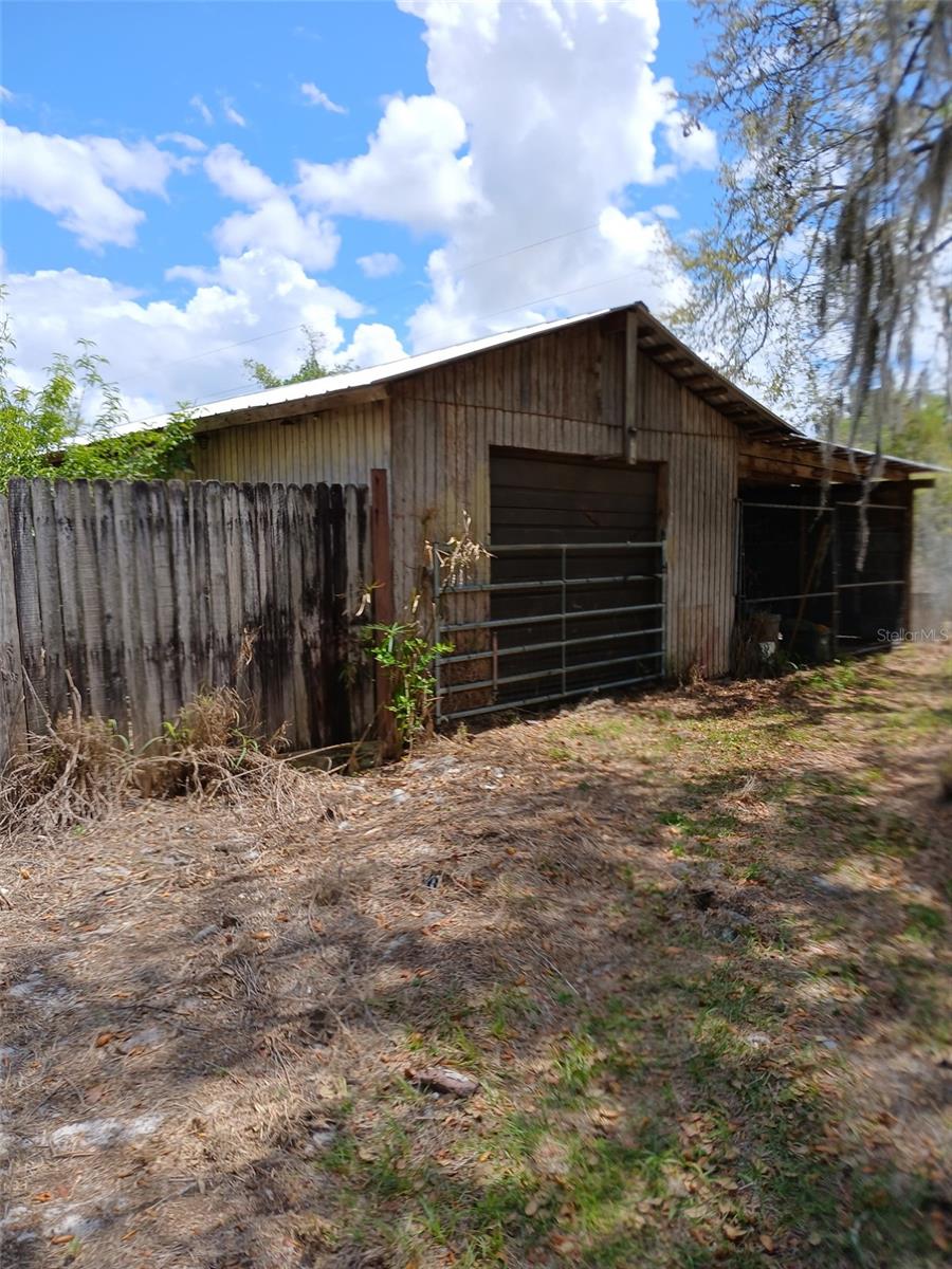 Image 18 of 27 For 760 Mcclellan Road