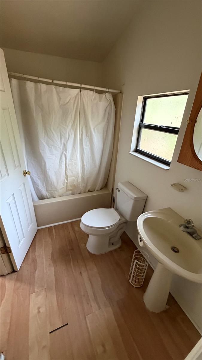 Image 31 of 80 For 7526 221st Street