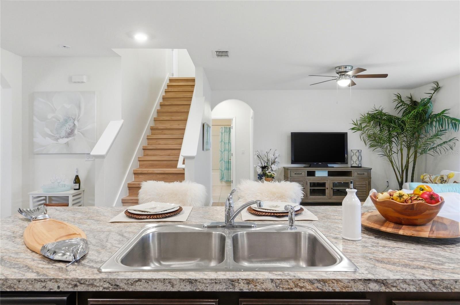 Image 13 of 73 For 416 Corso Loop