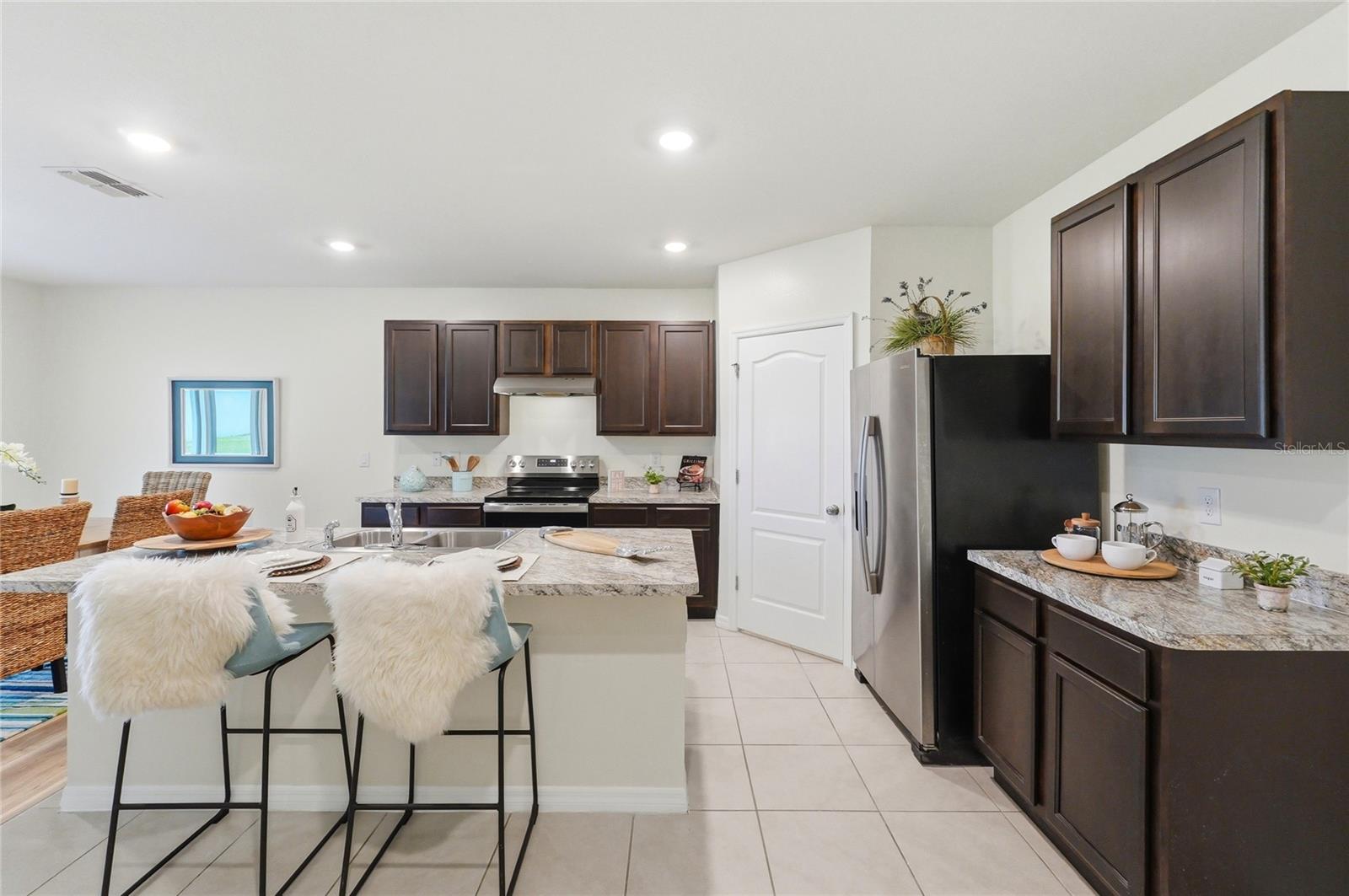 Image 14 of 73 For 416 Corso Loop