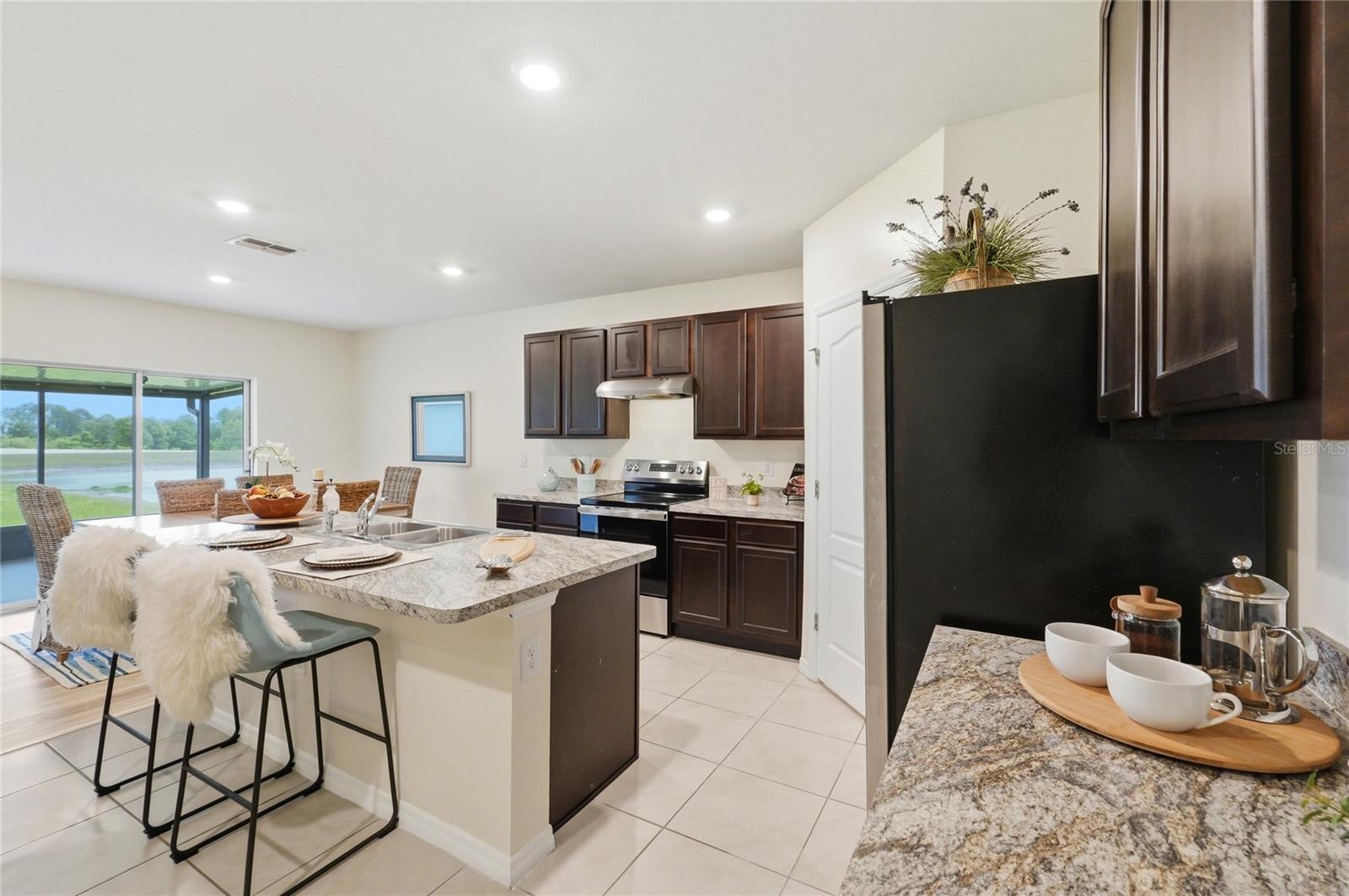 Image 16 of 73 For 416 Corso Loop