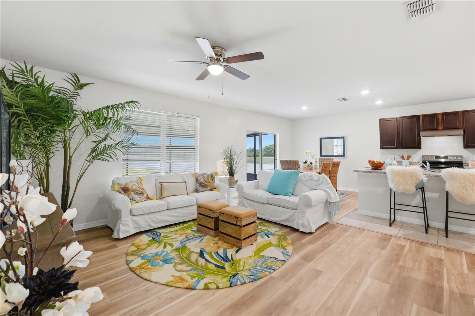 Image 22 of 73 For 416 Corso Loop