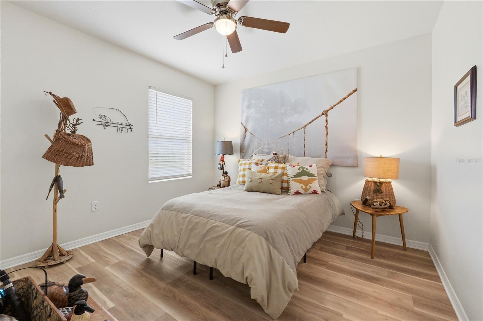 Image 45 of 73 For 416 Corso Loop