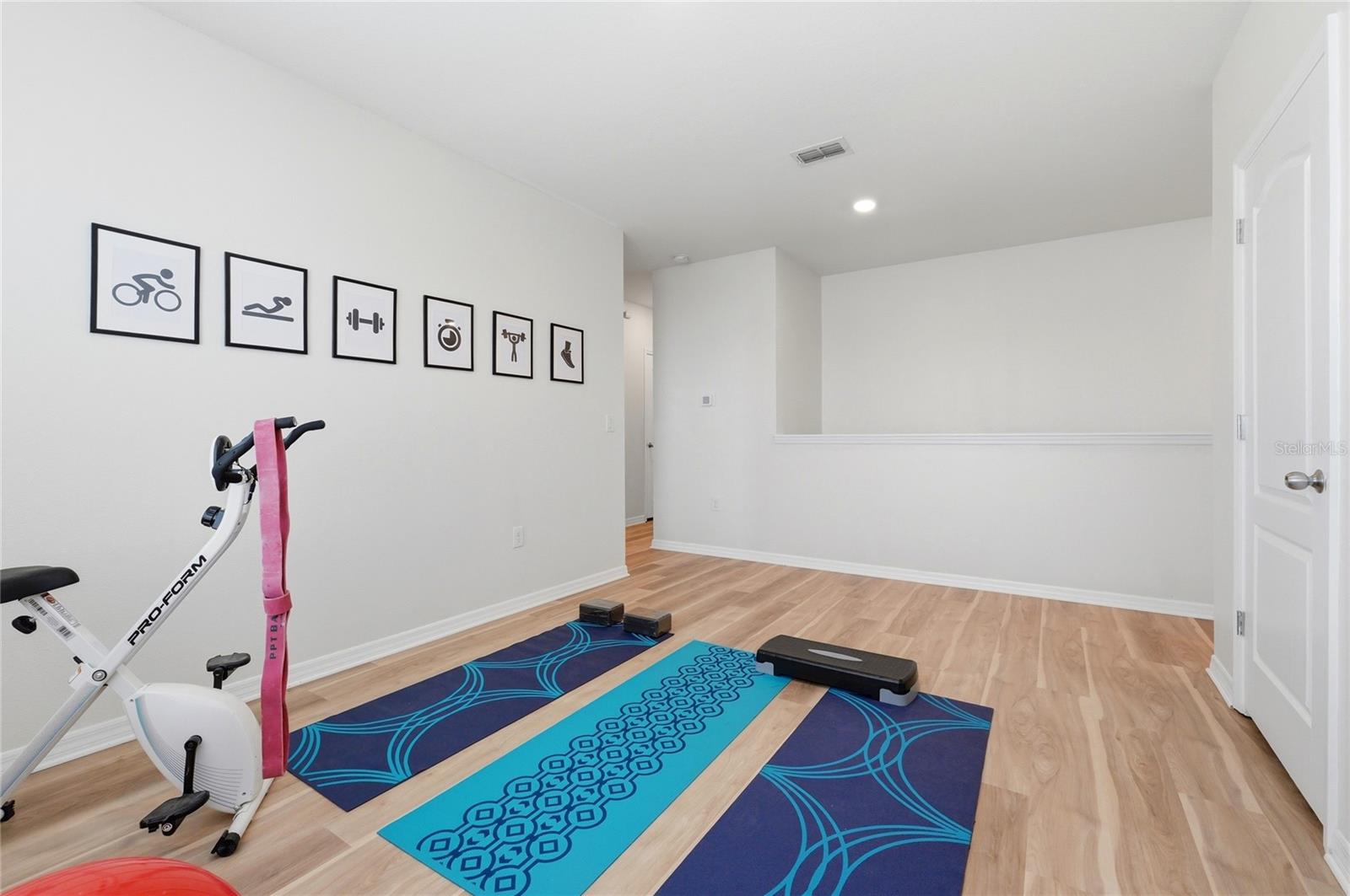 Image 48 of 73 For 416 Corso Loop