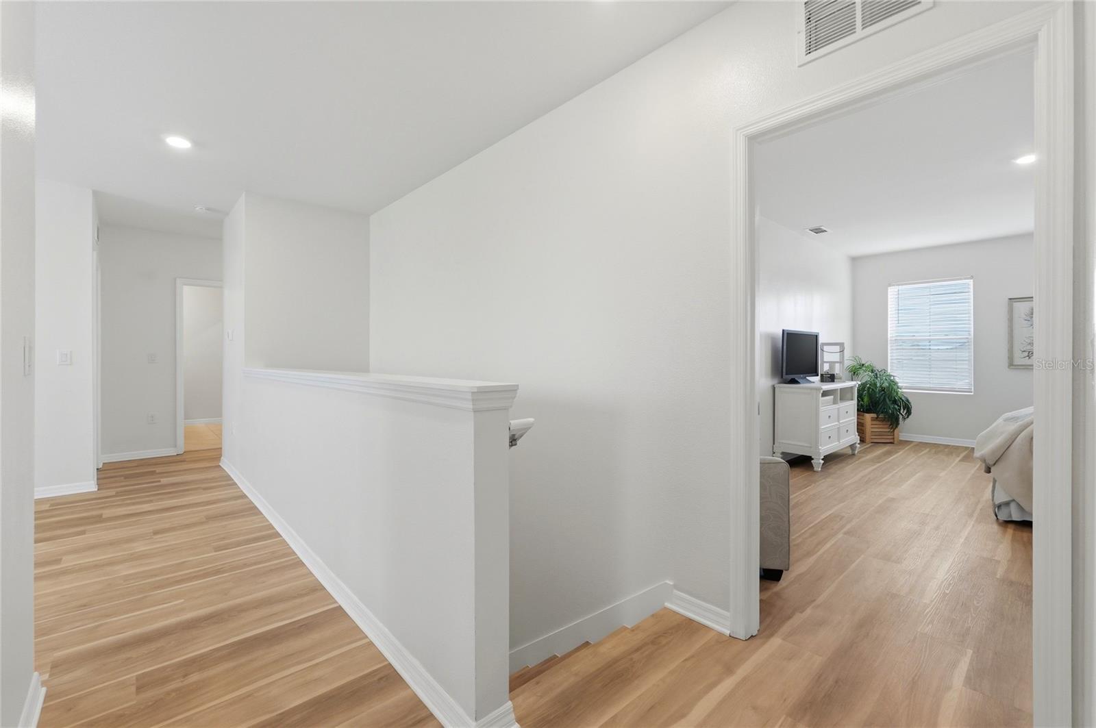 Image 51 of 73 For 416 Corso Loop