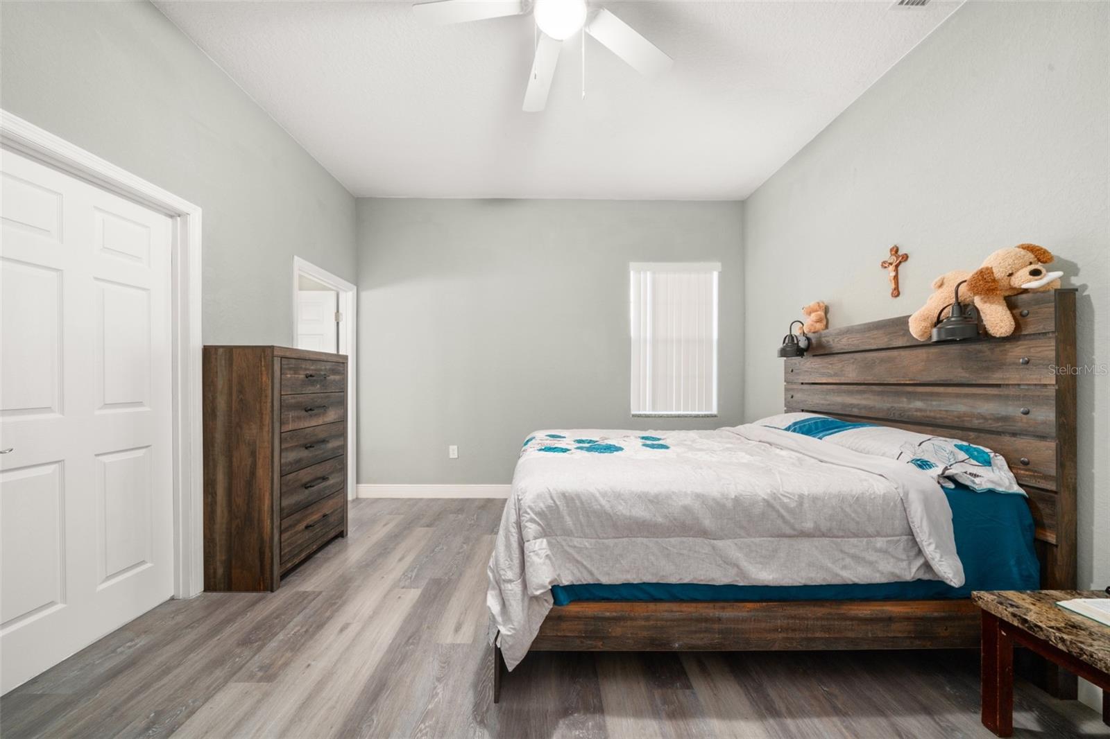 Image 24 of 58 For 189 Oleander Drive