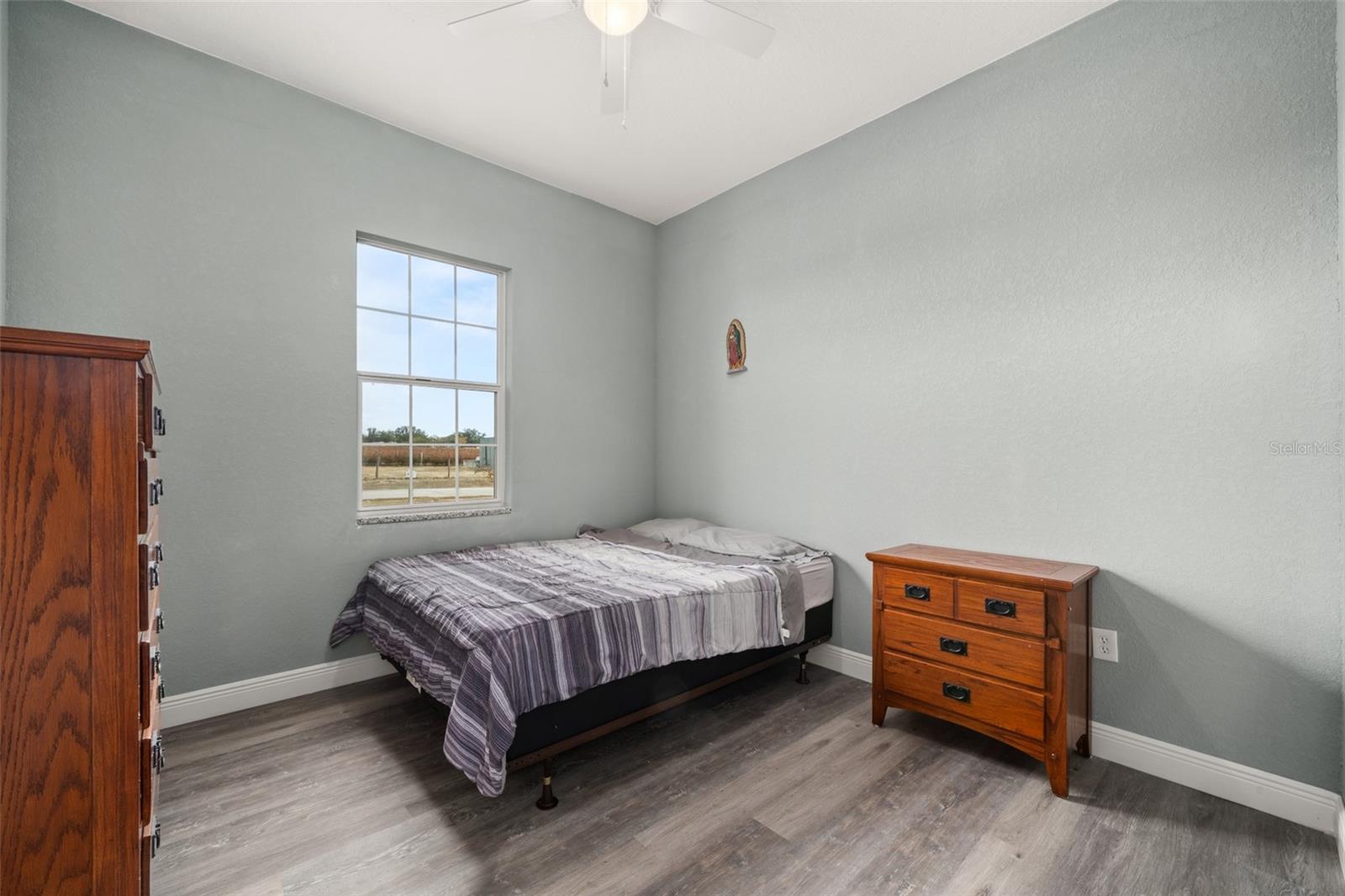 Image 35 of 58 For 189 Oleander Drive