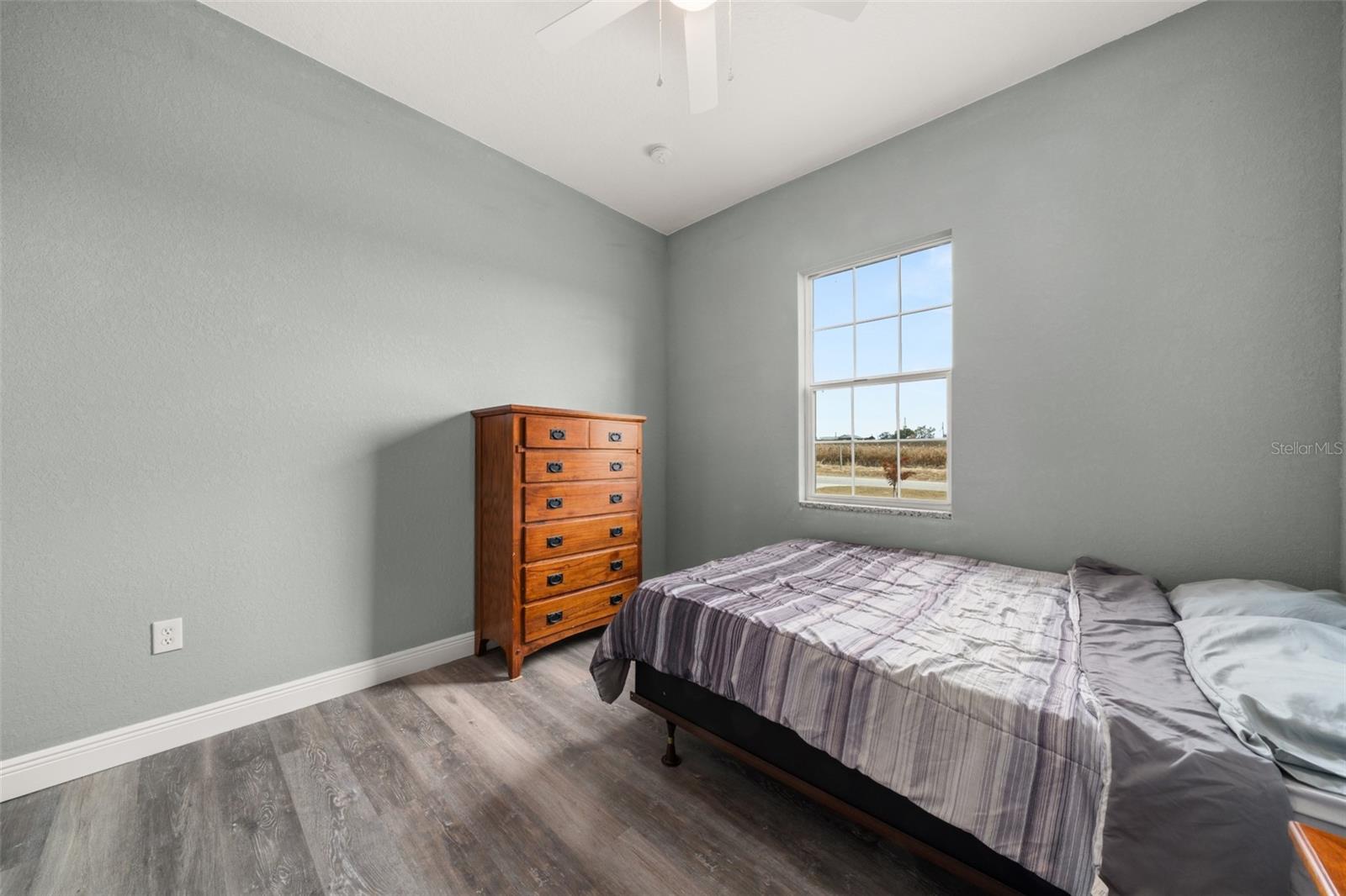 Image 36 of 58 For 189 Oleander Drive