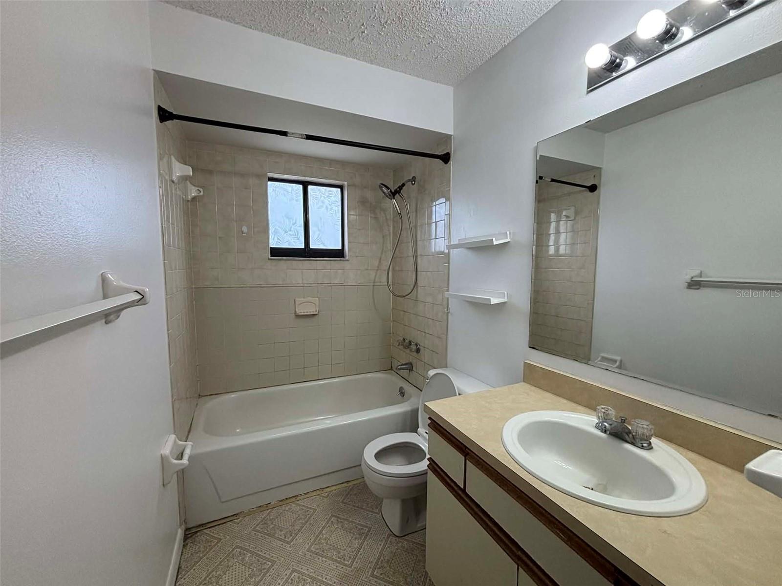 Image 10 of 12 For 820 Floral Avenue