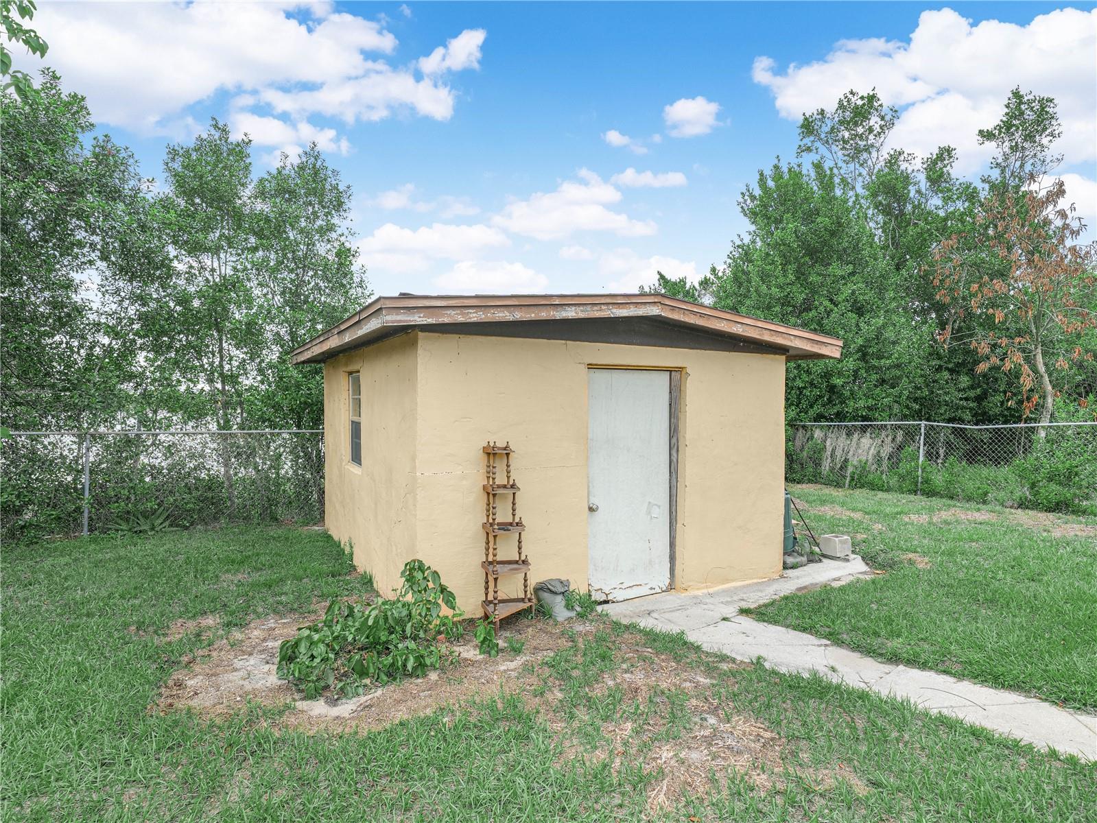 Image 30 of 35 For 129 Northside Drive