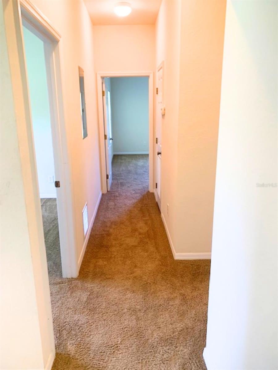 Image 8 of 21 For 1707 Eagle Pond Drive 1707