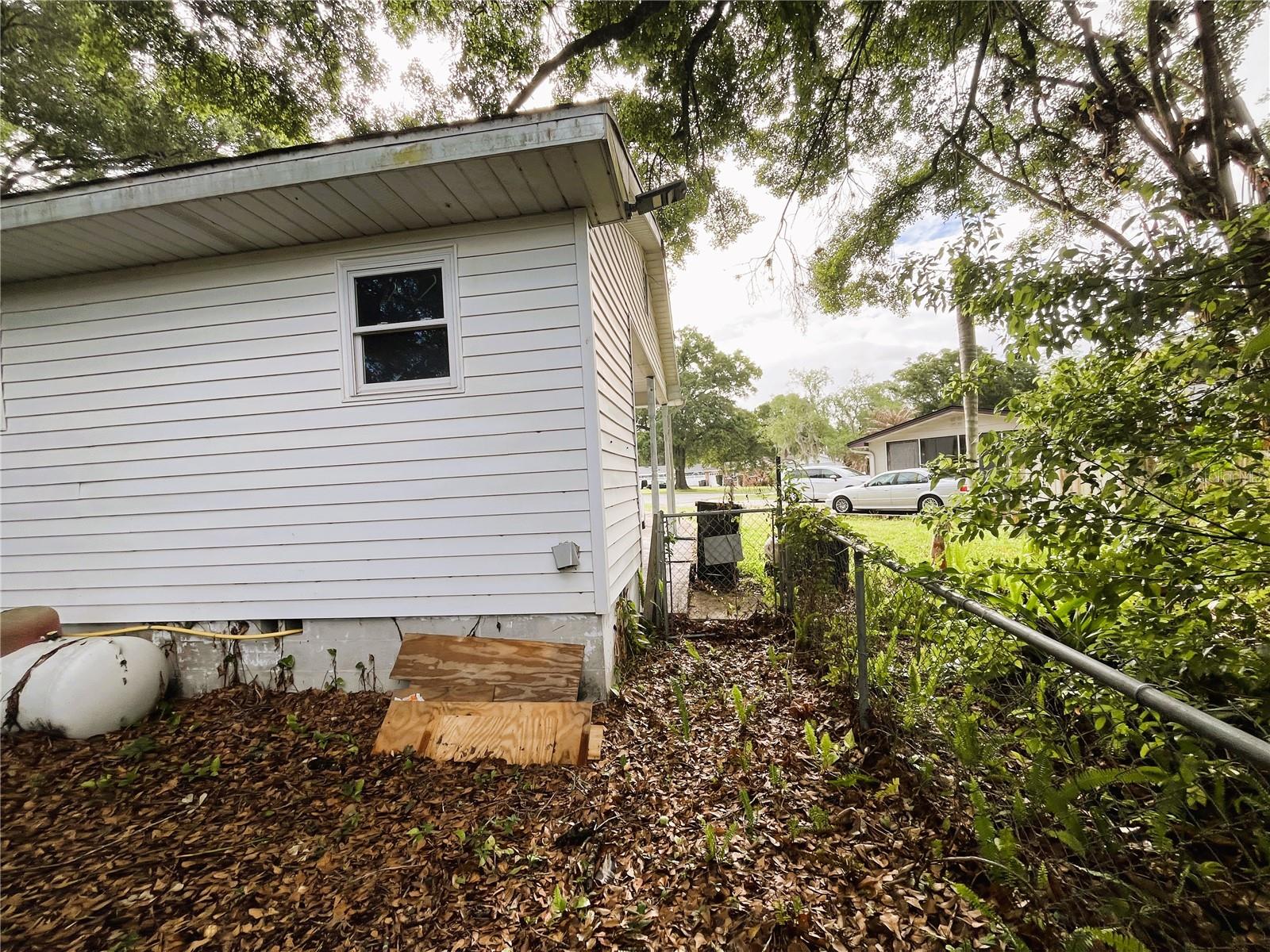 Image 21 of 33 For 121 Maris Court