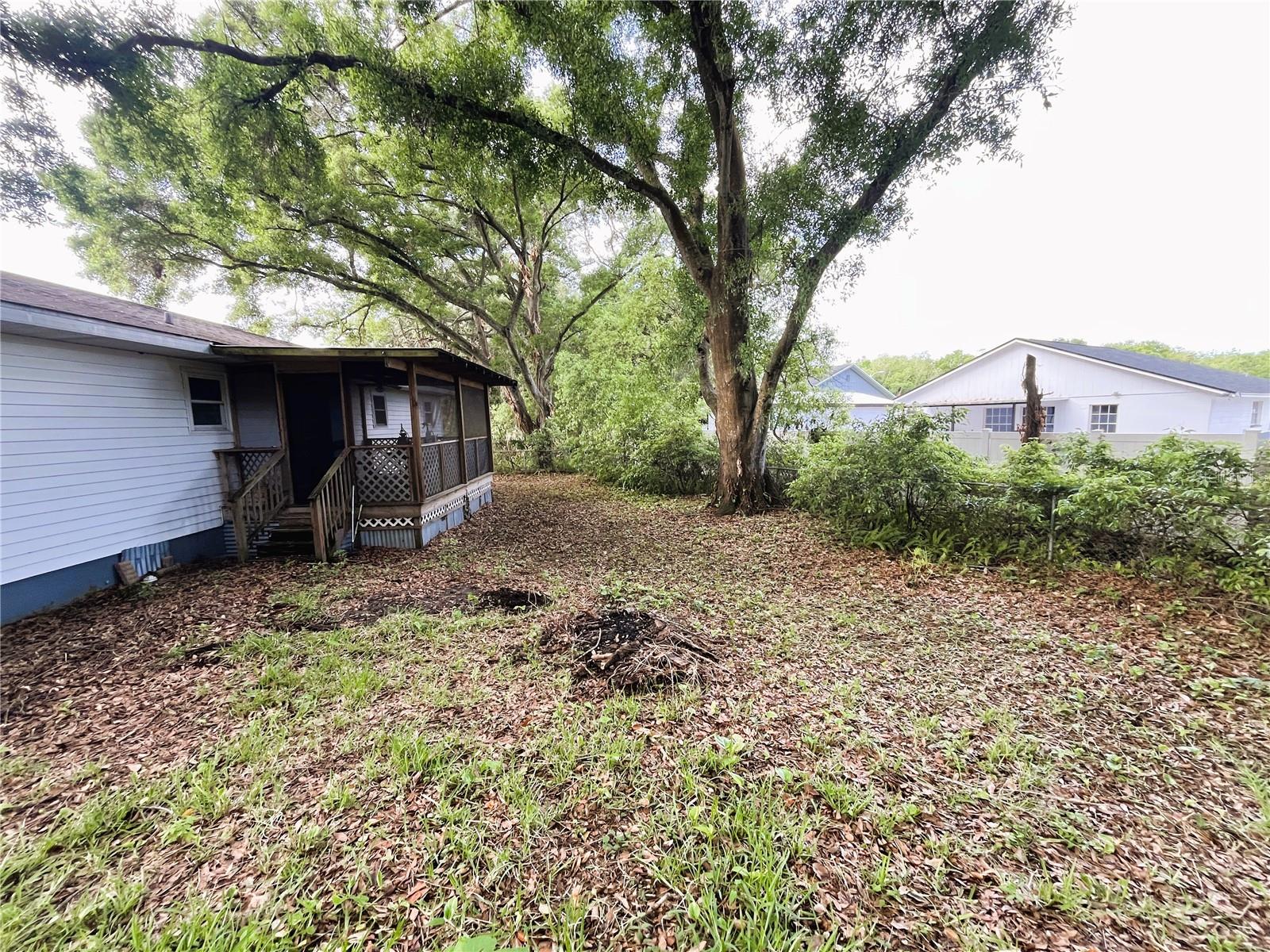 Image 22 of 33 For 121 Maris Court