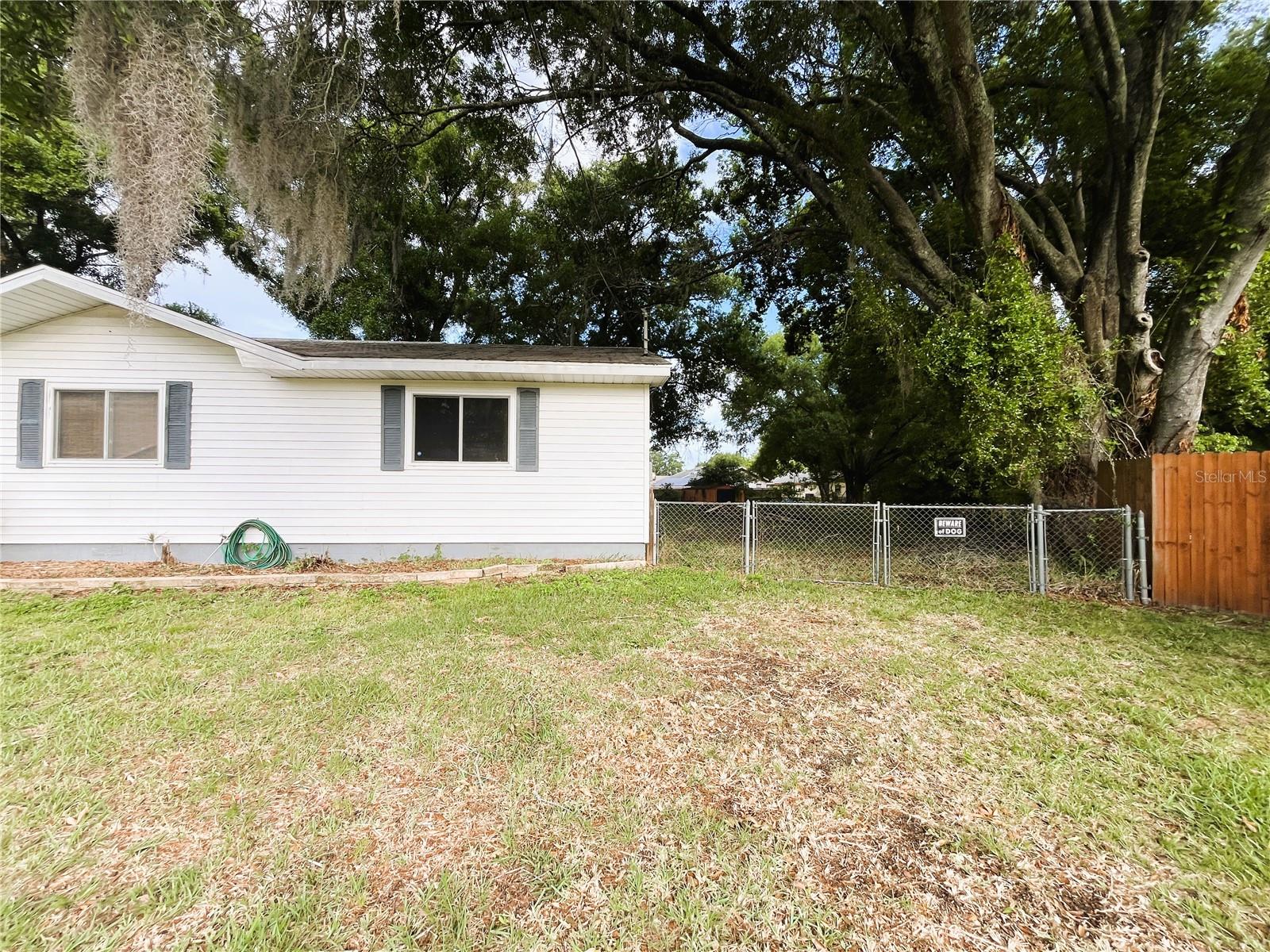 Image 29 of 33 For 121 Maris Court