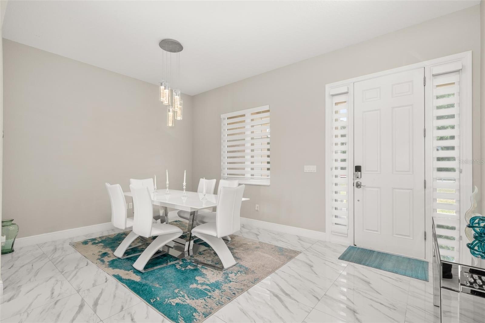 Image 15 of 60 For 2009 Flower Terrace