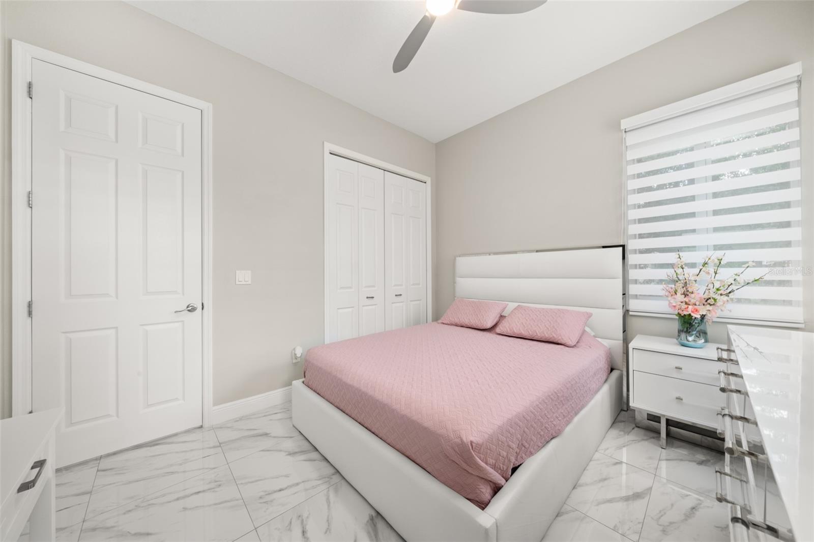 Image 25 of 60 For 2009 Flower Terrace