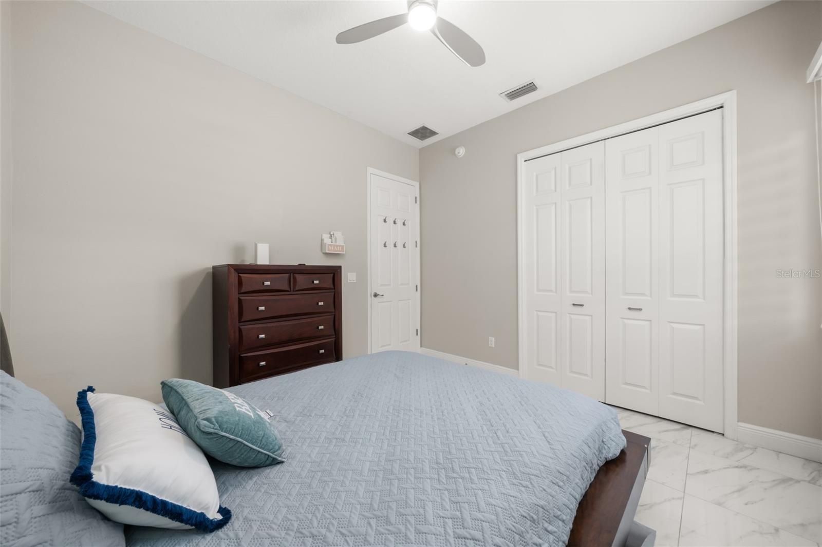 Image 28 of 60 For 2009 Flower Terrace