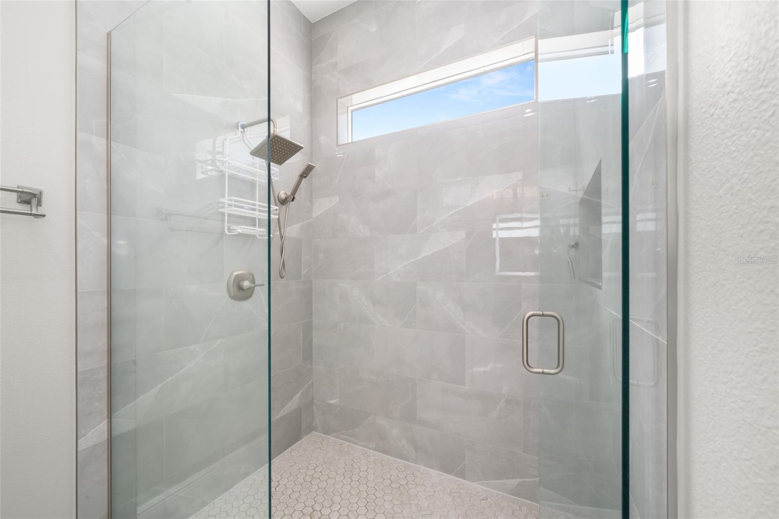 Image 37 of 60 For 2009 Flower Terrace