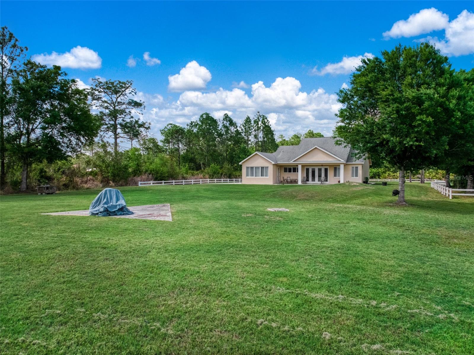 Image 50 of 60 For 2009 Flower Terrace