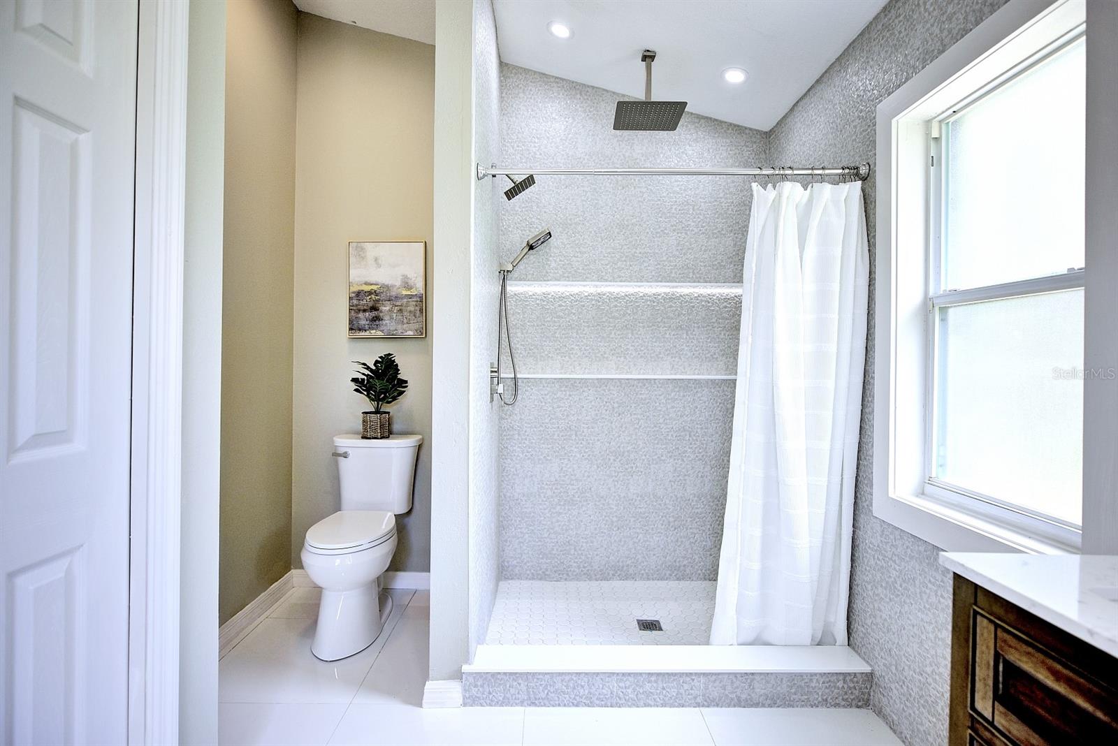 Image 18 of 30 For 1011 Tequesta Trail