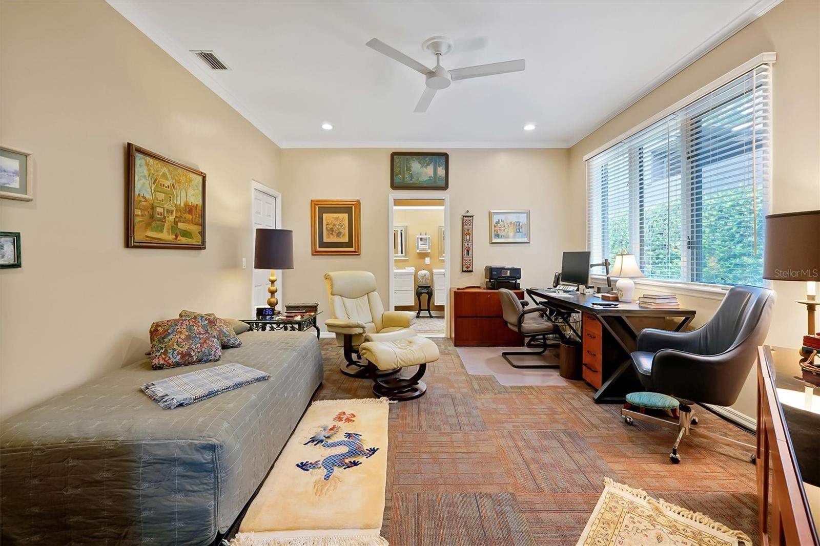 Image 16 of 61 For 139 Woden Way