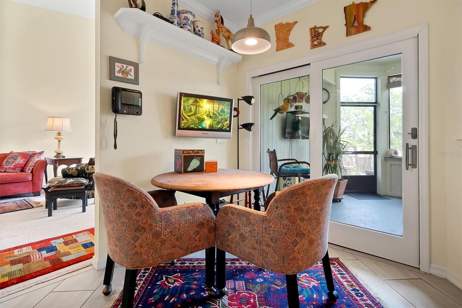 Image 25 of 61 For 139 Woden Way