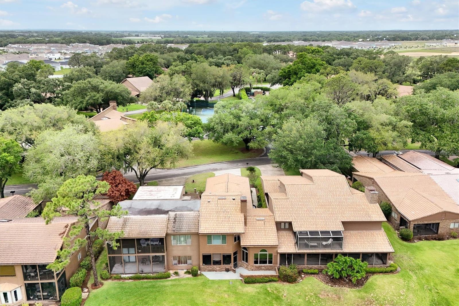 Image 50 of 61 For 139 Woden Way