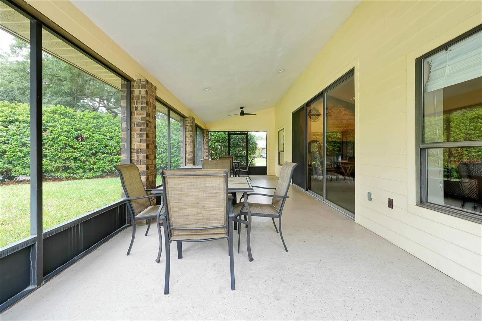 Image 56 of 61 For 139 Woden Way