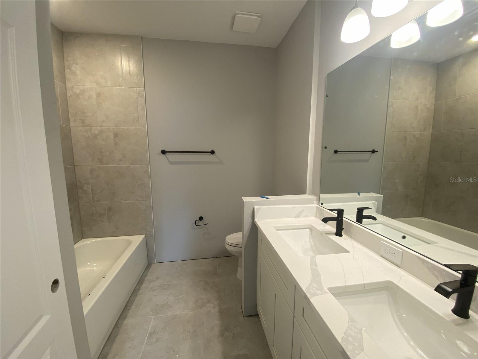 Image 16 of 26 For 13051 Hornbill Road