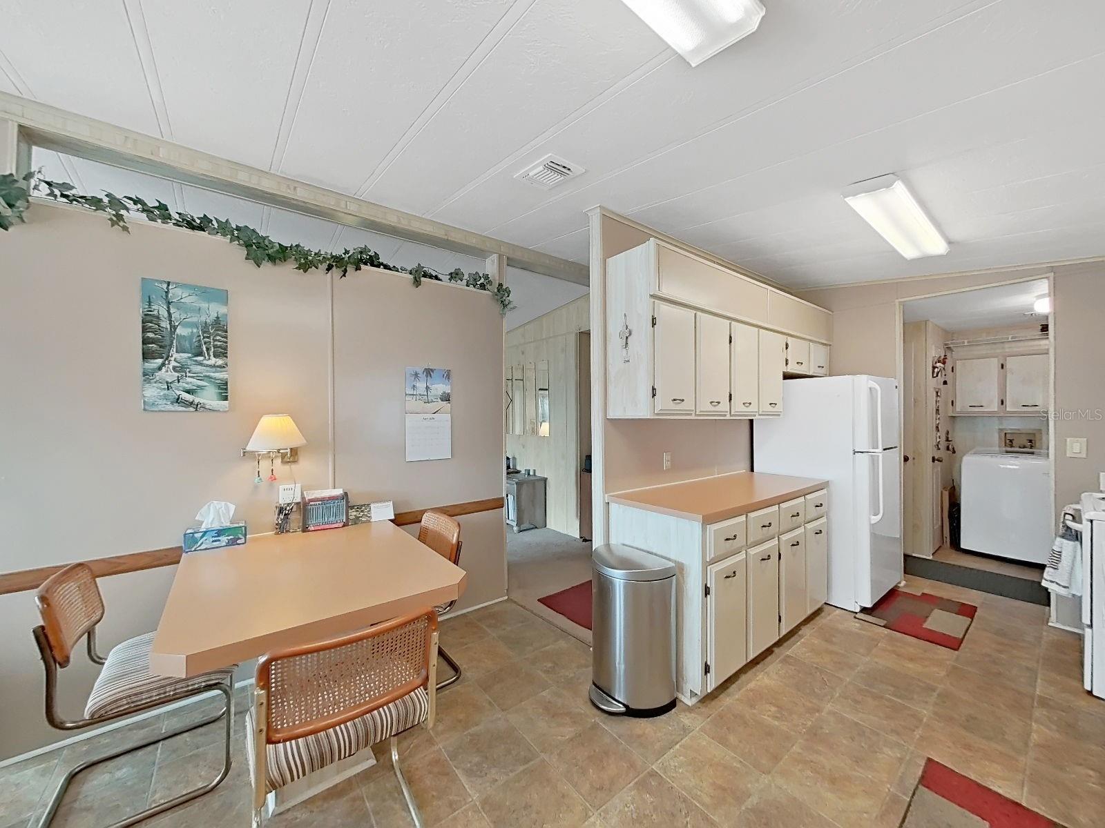 Image 14 of 47 For 4966 Deerwood Dr