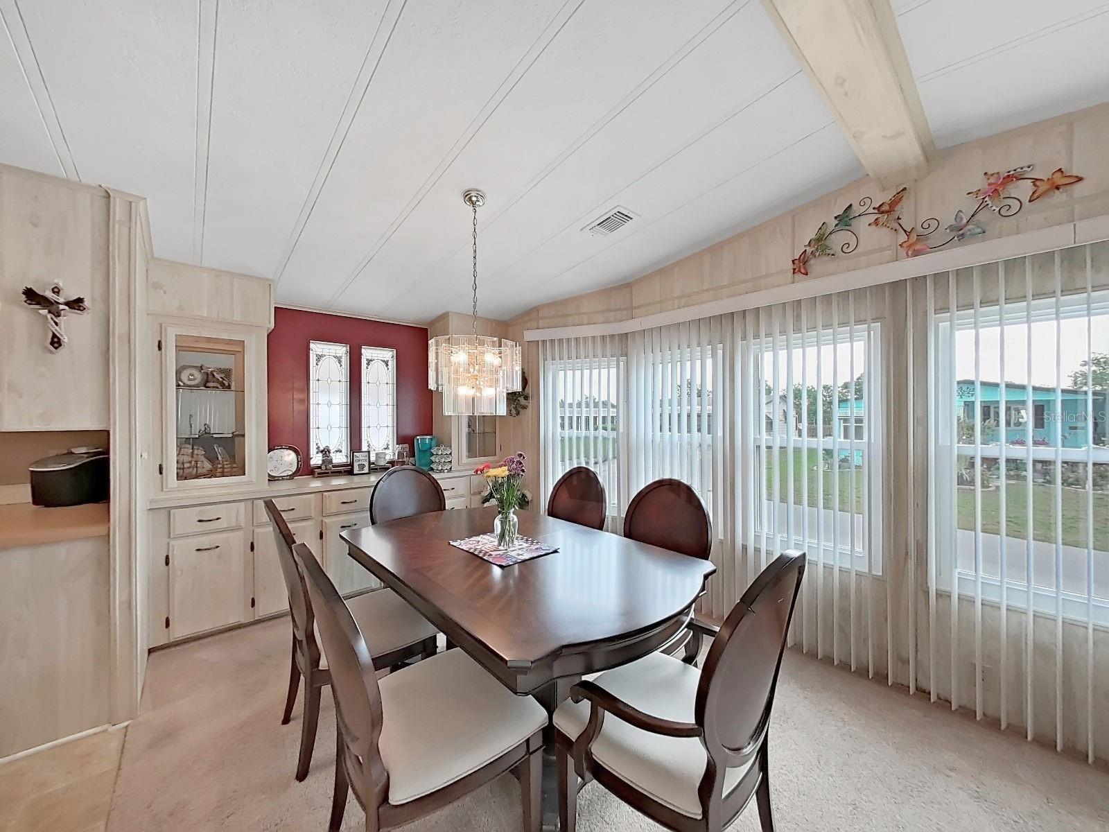 Image 17 of 47 For 4966 Deerwood Dr