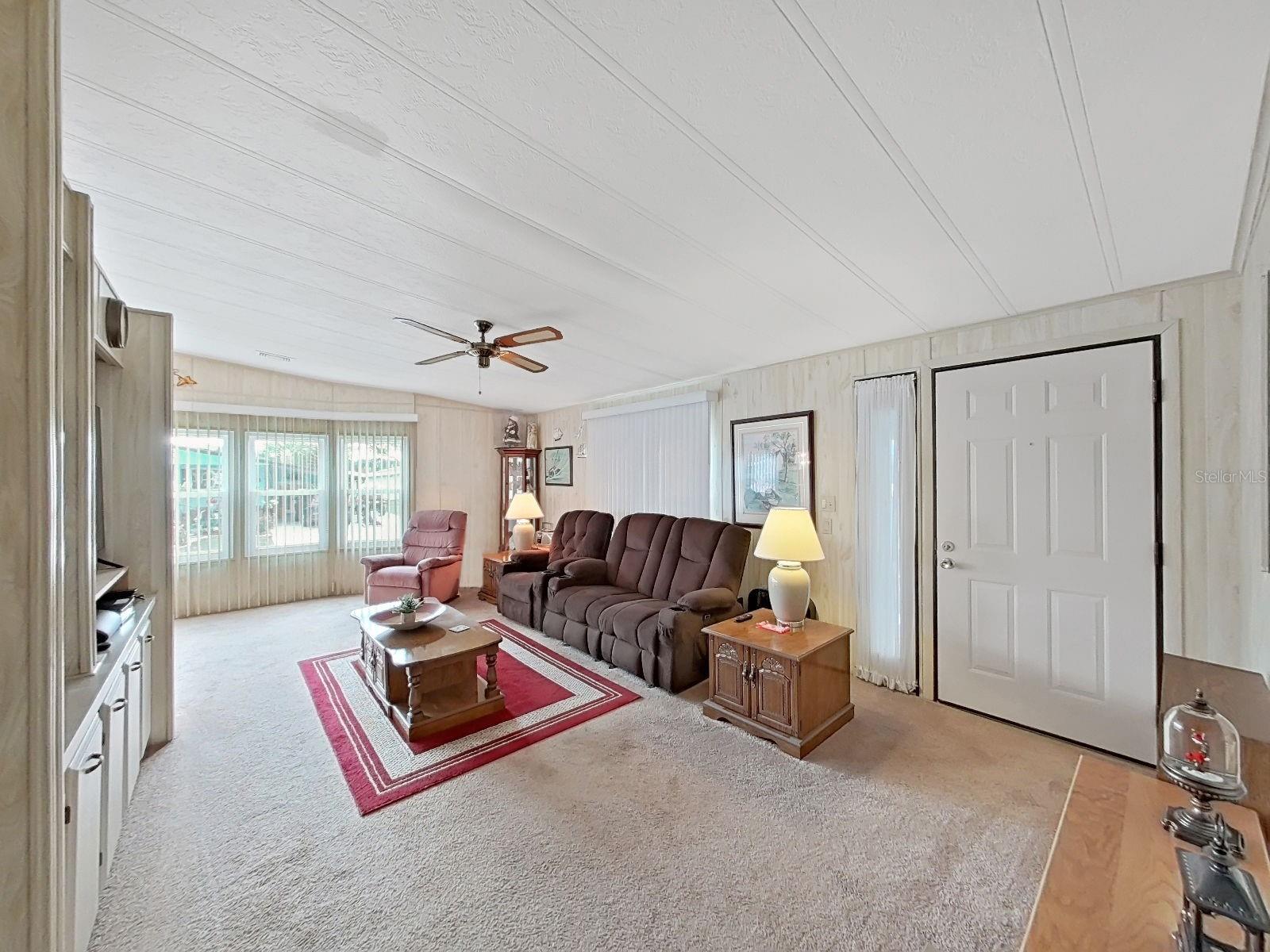 Image 20 of 47 For 4966 Deerwood Dr