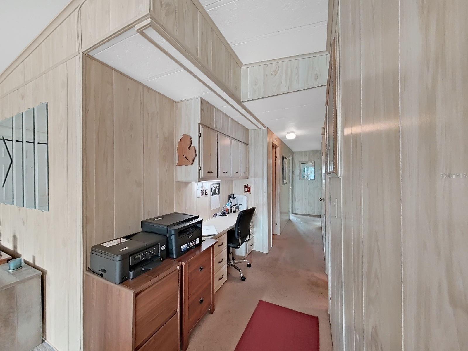 Image 22 of 47 For 4966 Deerwood Dr