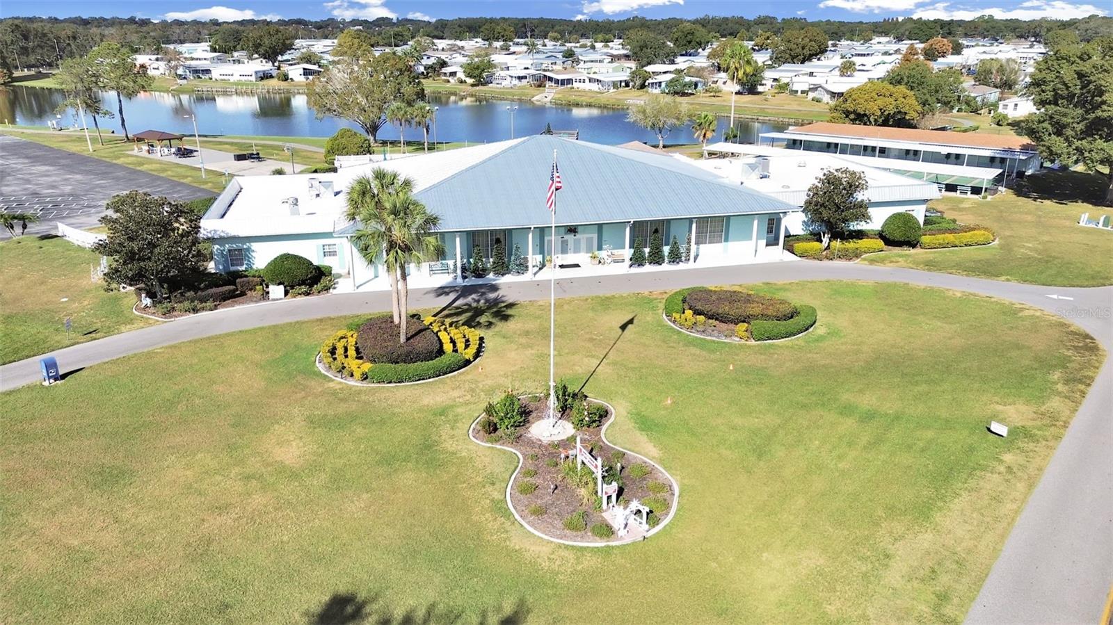 Image 41 of 47 For 4966 Deerwood Dr