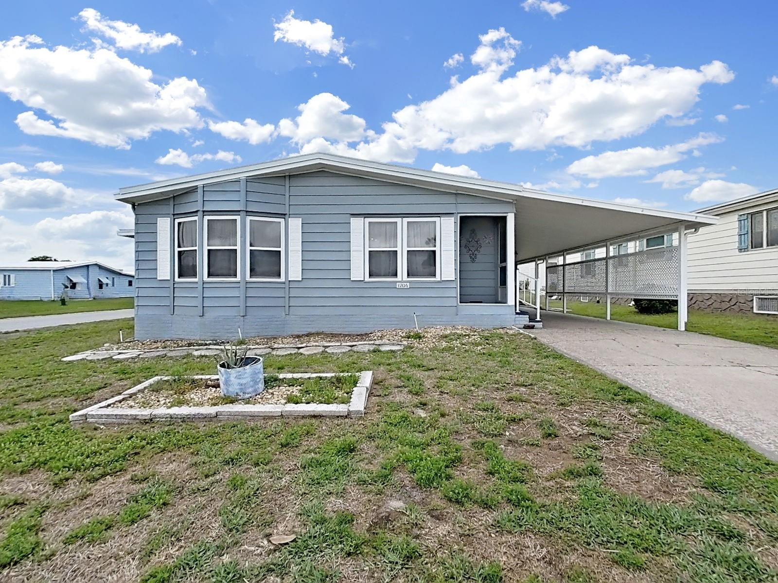 Details for 1704 Quail Hill Dr, LAKELAND, FL 33810