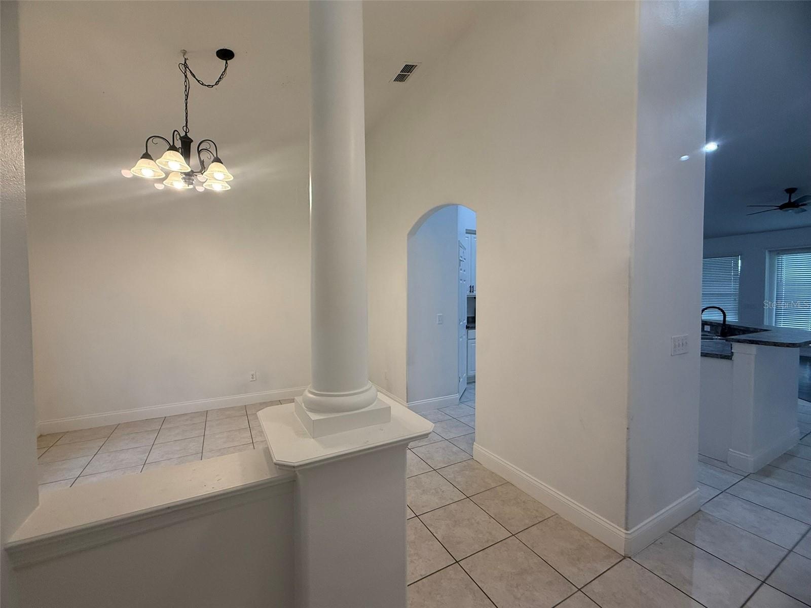 Image 10 of 52 For 725 Country Walk Cove