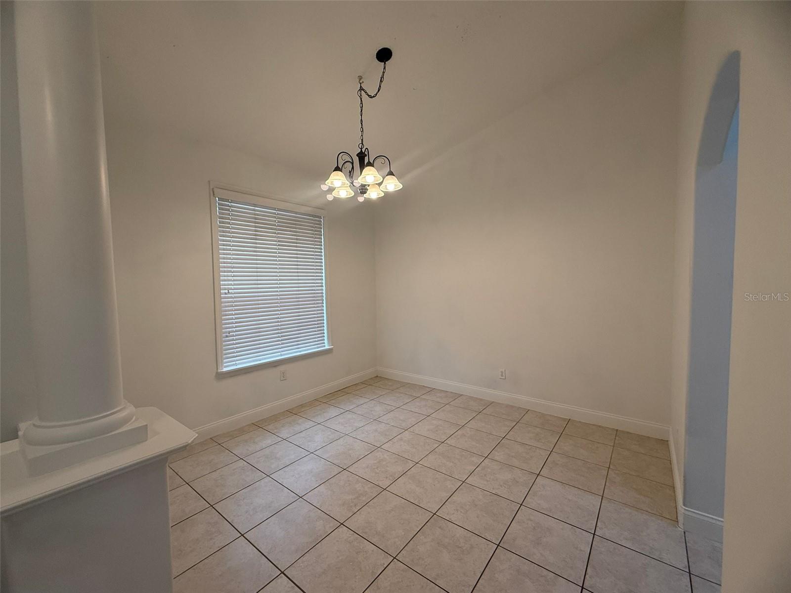 Image 42 of 52 For 725 Country Walk Cove