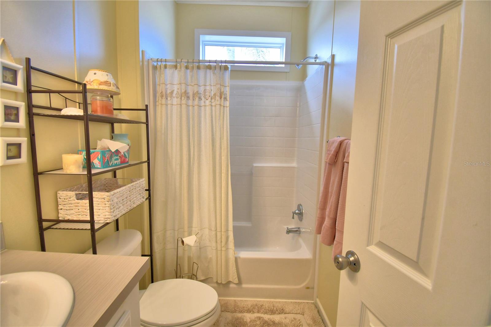 Image 14 of 56 For 4925 Cypress Gardens Road 100