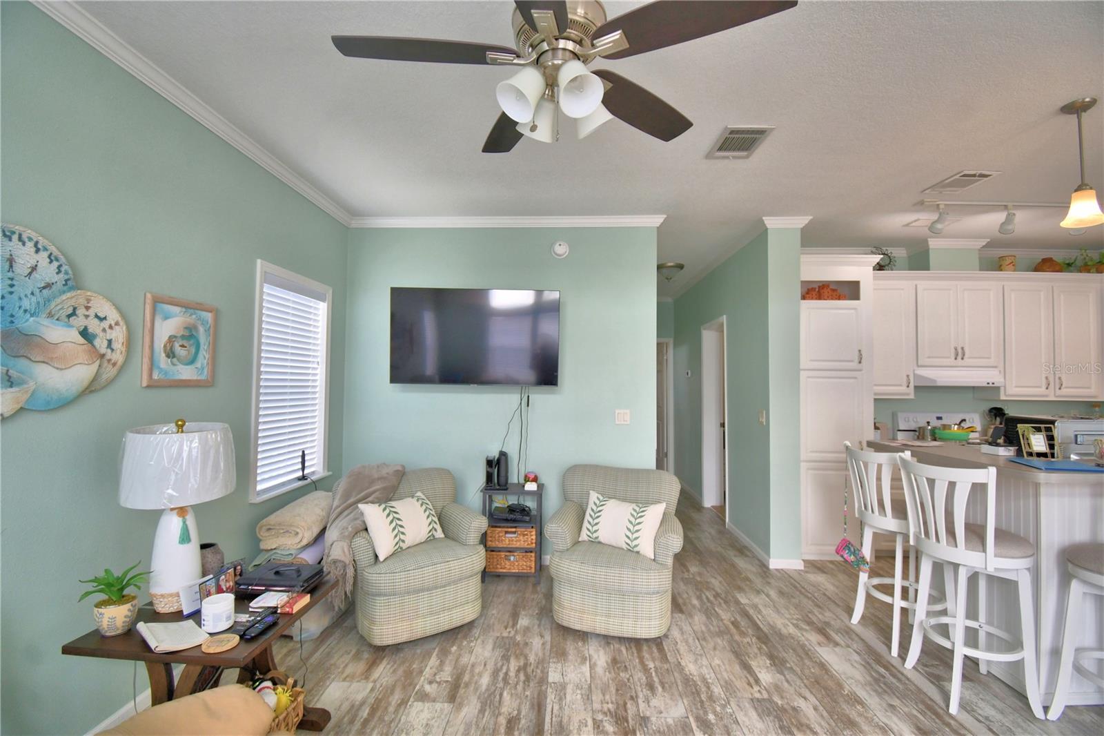 Image 26 of 56 For 4925 Cypress Gardens Road 100