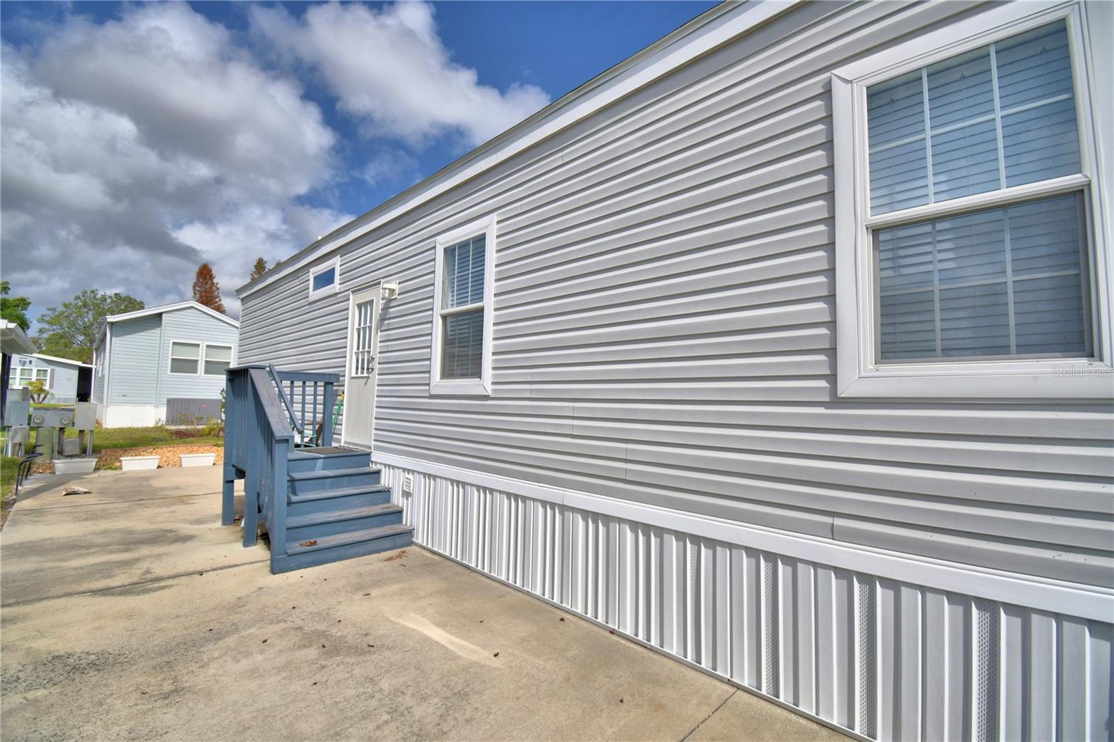 Image 38 of 56 For 4925 Cypress Gardens Road 100