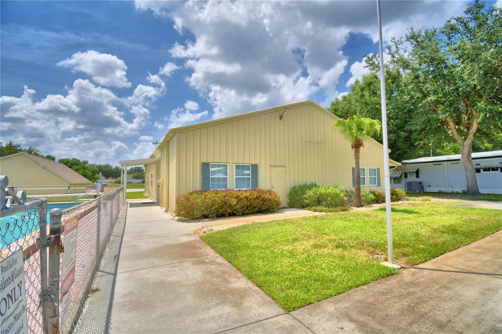 Image 53 of 56 For 4925 Cypress Gardens Road 100