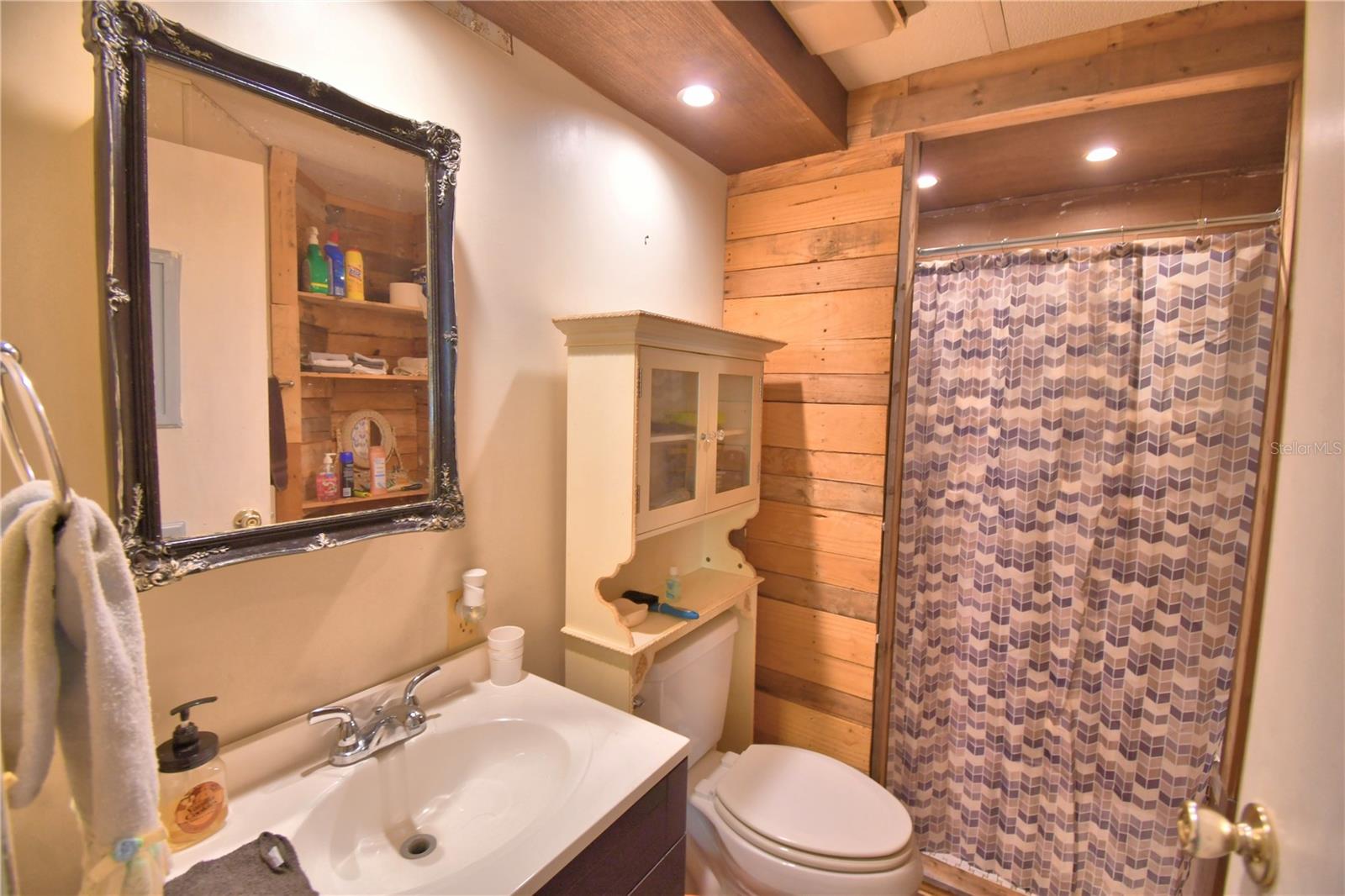 Image 14 of 59 For 4173 Rolling Oaks Drive