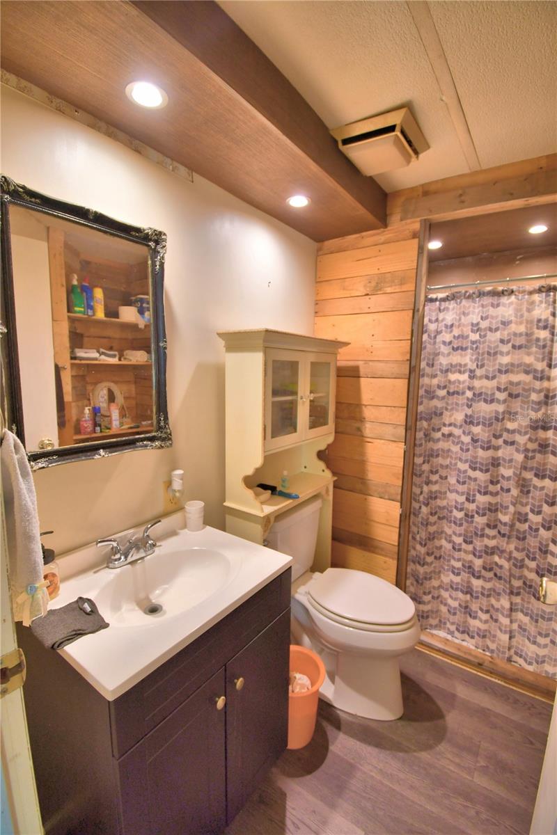 Image 16 of 59 For 4173 Rolling Oaks Drive