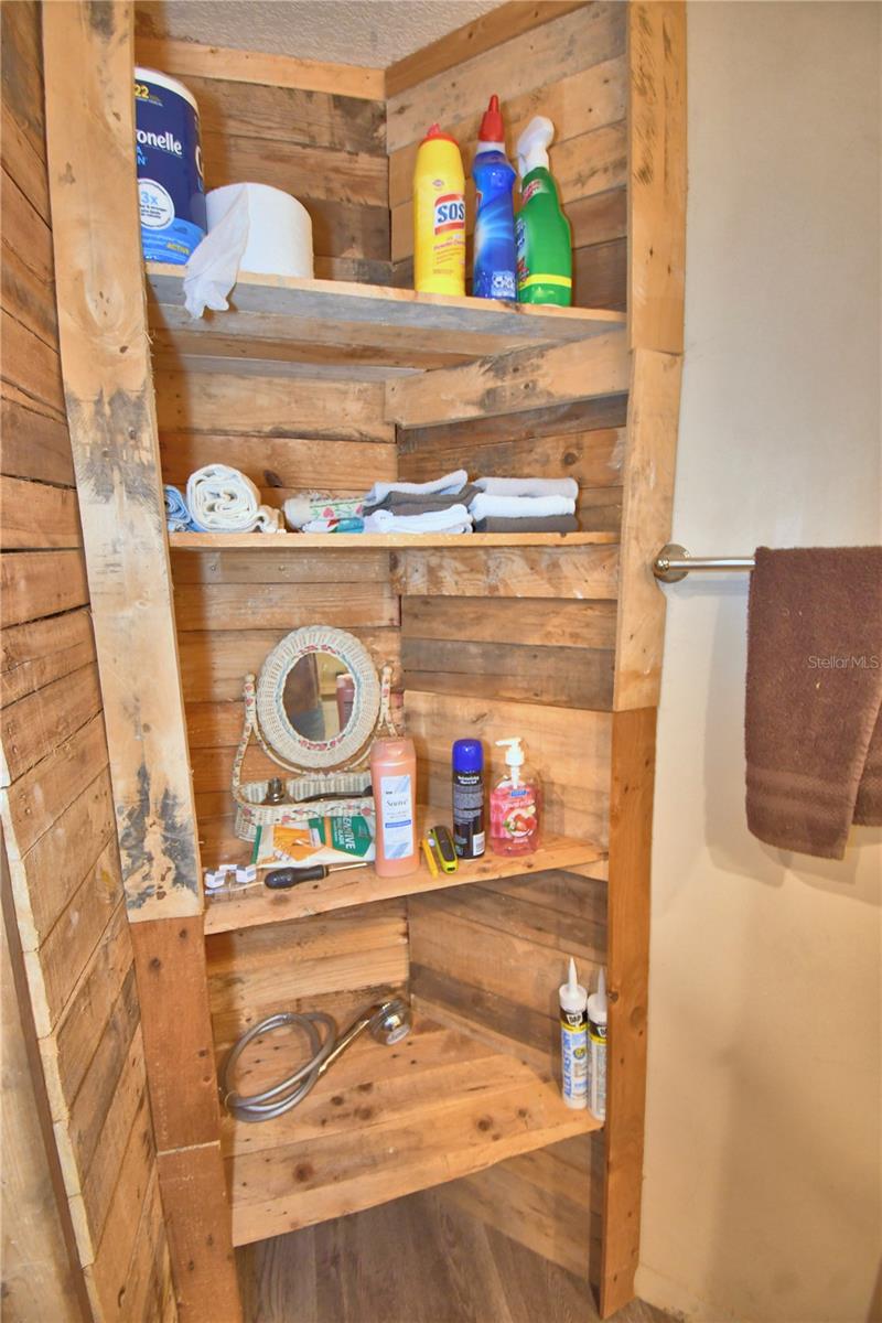 Image 17 of 59 For 4173 Rolling Oaks Drive